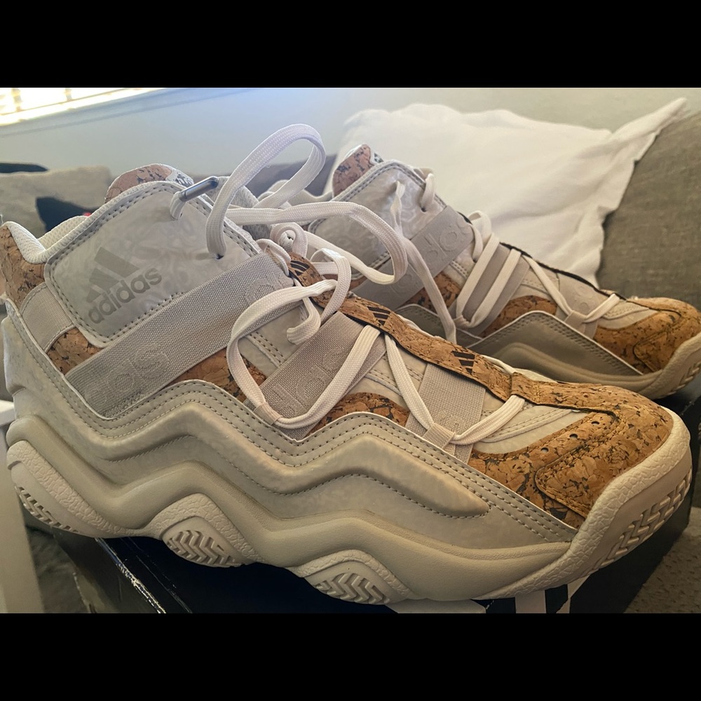 Kobe Top 10 2000 Vino Cork - image 5